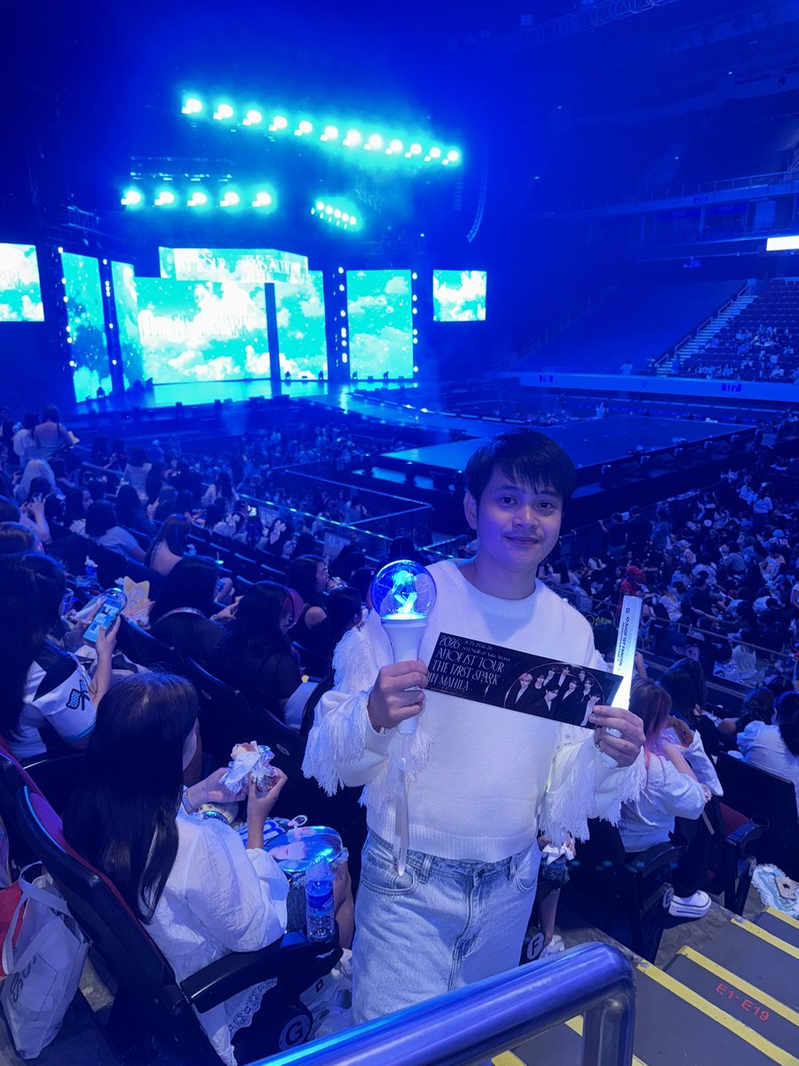 johnremyM's tweet photo. 2026 Ahof 1st Tour The First Park in Manila at Sm Mall Of Asia Arena Day 2!!!! Sobrang saya!! Solid!!!! ☺️🫶🏻 #ahofficial #AHOF #FOHA #AHOF1stTour https://t.co/rHkgxeABi9