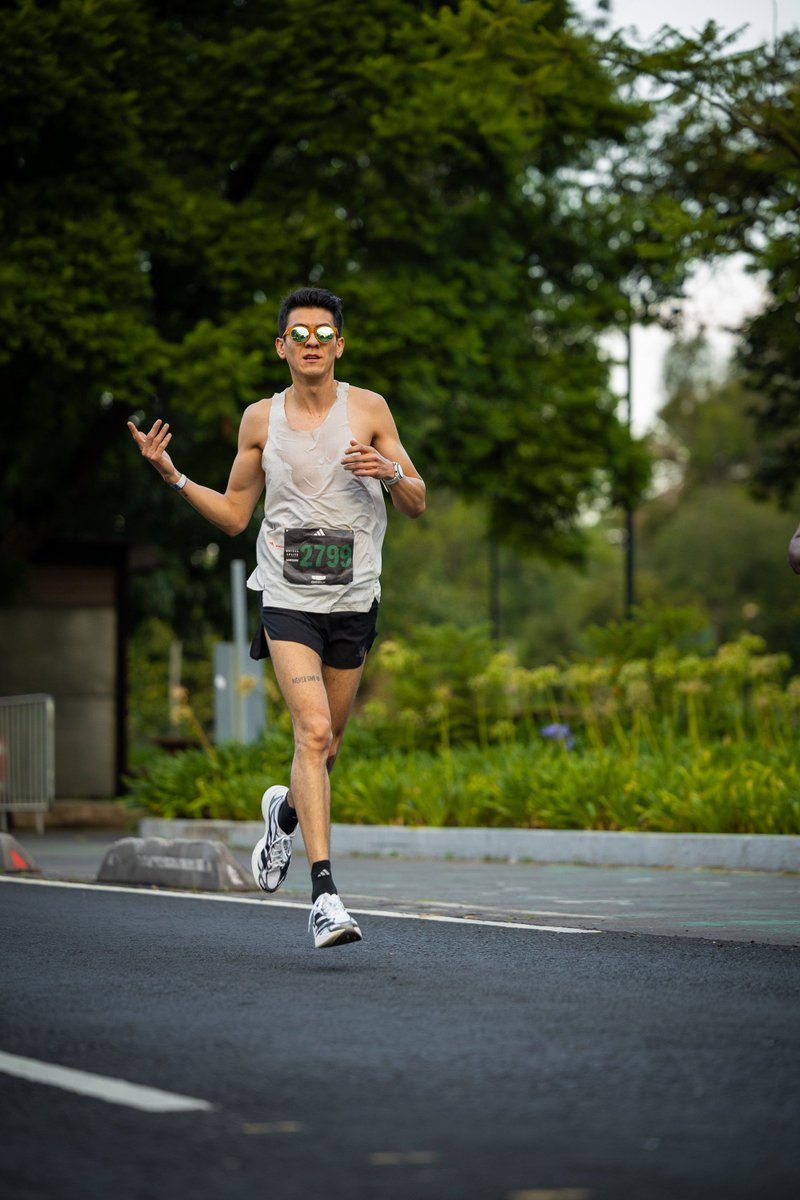 HugoValensi's tweet photo. Hoy son de esos días felices, hoy fuimos a disfrutar esta carrera en compañía de la familia y si, se siente diferente. 🫶 Qué bonita porra.
4/4 | 30k Split Adidas | 2:09
.
.
.
.
.
.
STRAVA ⤵️ https://t.co/XfSc1QKVfz
@CanalRunning
#runner #running #SplitMx #splitadidas https://t.co/SwmuaJuYTT