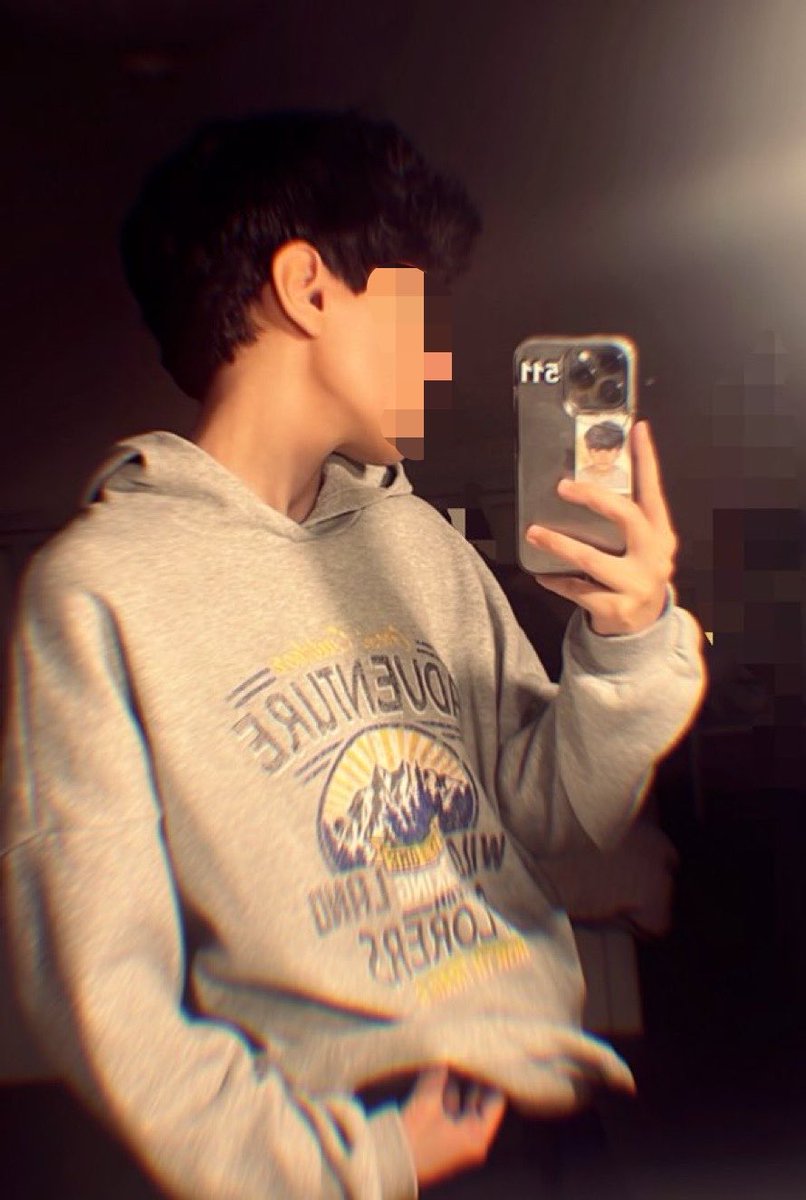 azqy09's tweet photo. بجي بحضنك بابا وتحولي فلوس 🥺 https://t.co/aJQUT8RlQ6