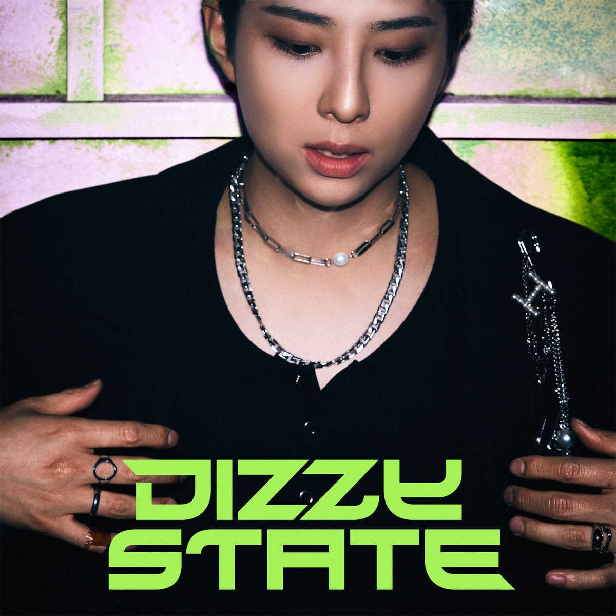 sihun_official's tweet photo. KIM SIHUN 4th DIGITAL SINGLE [Dizzy State] Release

🎧 [Dizzy State] Stream Now!

▸ Spotify : https://t.co/rvQ9hdMO7P...
▸ Apple Music : https://t.co/YQSUlZiQJ7...
▸ YT Music : https://t.co/iYEKMbFH31...
▸ Melon : https://t.co/o0dNyBJcJS...
▸ Genie : https://t.co/fcgYge1SEq...
▸ Bugs : https://t.co/18ibcVx9YC
▸ VIBE : https://t.co/Bh8vftMA5C
▸ FLO : https://t.co/I7EKiSOOBb...

#김시훈 #KIMSIHUN #金施勲 #キムシフン 
#4th_DS #Dizzy_State