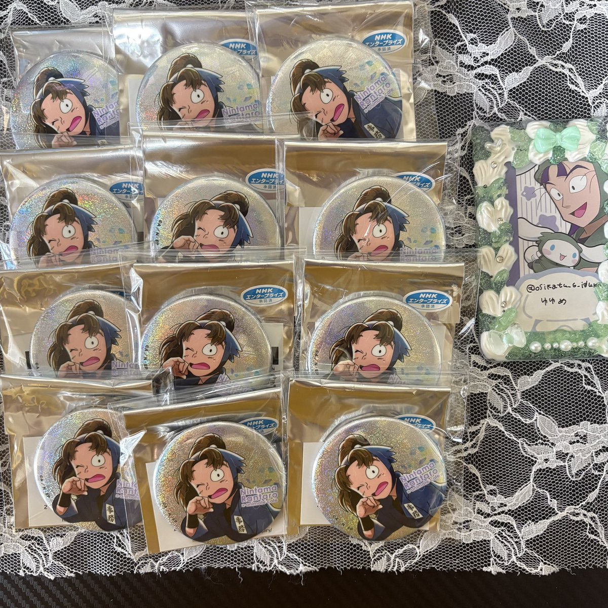 osikatu_6_igumi's tweet photo. 【譲渡】忍たま乱太郎 忍たま 梅雨の日 
グリッター缶バッジ

譲➜ 土井11 利吉7小松田12
求➜定価+送料

検索からでもお気軽にお声掛けください
郵送のみ📮 https://t.co/neoqoySacB