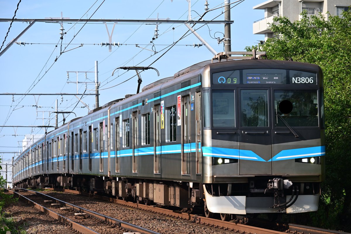 WonRee3's tweet photo. 地下鉄急行4本勝負

一本目 N3106 幕負け
二本目 3156   切り位置が微妙
三本目 213F  後がカツカツ
四本目 3152  被られて写真無し

惨敗ですね😢 https://t.co/xUPHvTA1KM