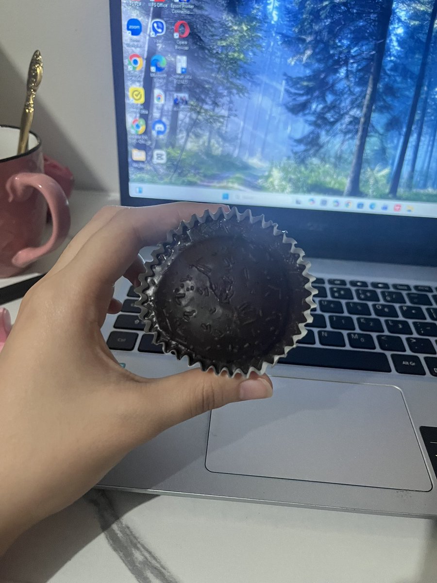 sopinkjls's tweet photo. whoopie https://t.co/6EKGGFoqZD