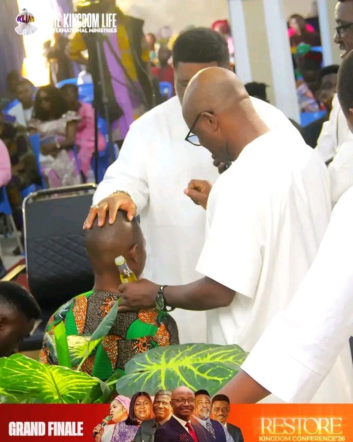TheKlimNg's tweet photo. "This is a faithful saying: If a man desires the position of a bishop, he desires a good work." - 1 Timothy 3:1
We rejoice as we present Pastor Oluwadipe Wilson and Pastor Akindasa Elijah.
We receive their ministry with joy and gladness.
#KCON26
#THEKLIM https://t.co/vhKcPG5fyu