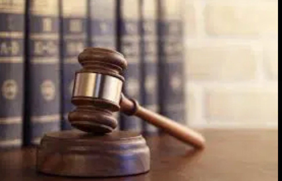 ibomwatch's tweet photo. BREAKING: A court has ordered the reinstatement of 70 pardoned soldiers and directed the Nigerian Army to pay their salaries from July 2022.
#AkwaIbomWatch #BreakingNews #NigerianArmy #CourtRuling #Nigeria https://t.co/oMTYTSvCEg