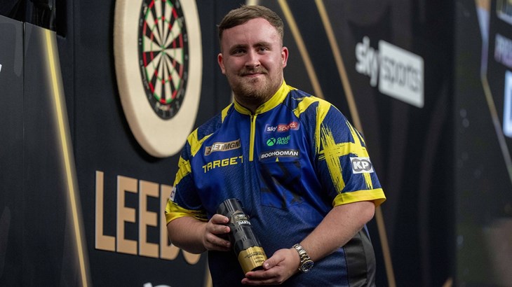 hrsporthr's tweet photo. Luke Littler obranio naslov na World Matchplayu uz dva nova rekorda! Pobjeda protiv Gerwyna Pricea 18:9! 🎯🏆 #WorldMatchplay #Littler https://t.co/4RK7U6K7QN