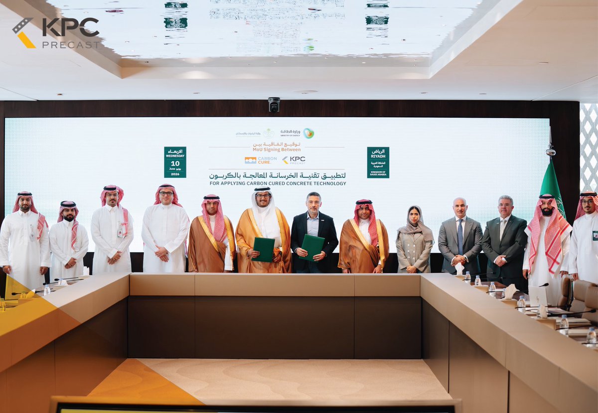 kpcprecast's tweet photo. نتقدم بالشكر إلى @MoEnergy_Saudi و @Momah_SA والإسكان على دعمهم المستمر للابتكار والاستدامة وتطوير قطاع التشييد.
نفخر في كي.بي سي بريكاست بأن نكون أول مصنع للخرسانة مسبقة الصب في الشرق الأوسط ينجح في #توطين و تطبيق تقنية كاربون كيور، في خطوة تدعم خفض الانبعاثات وتعزز #الاستدامة https://t.co/irR92QwweW