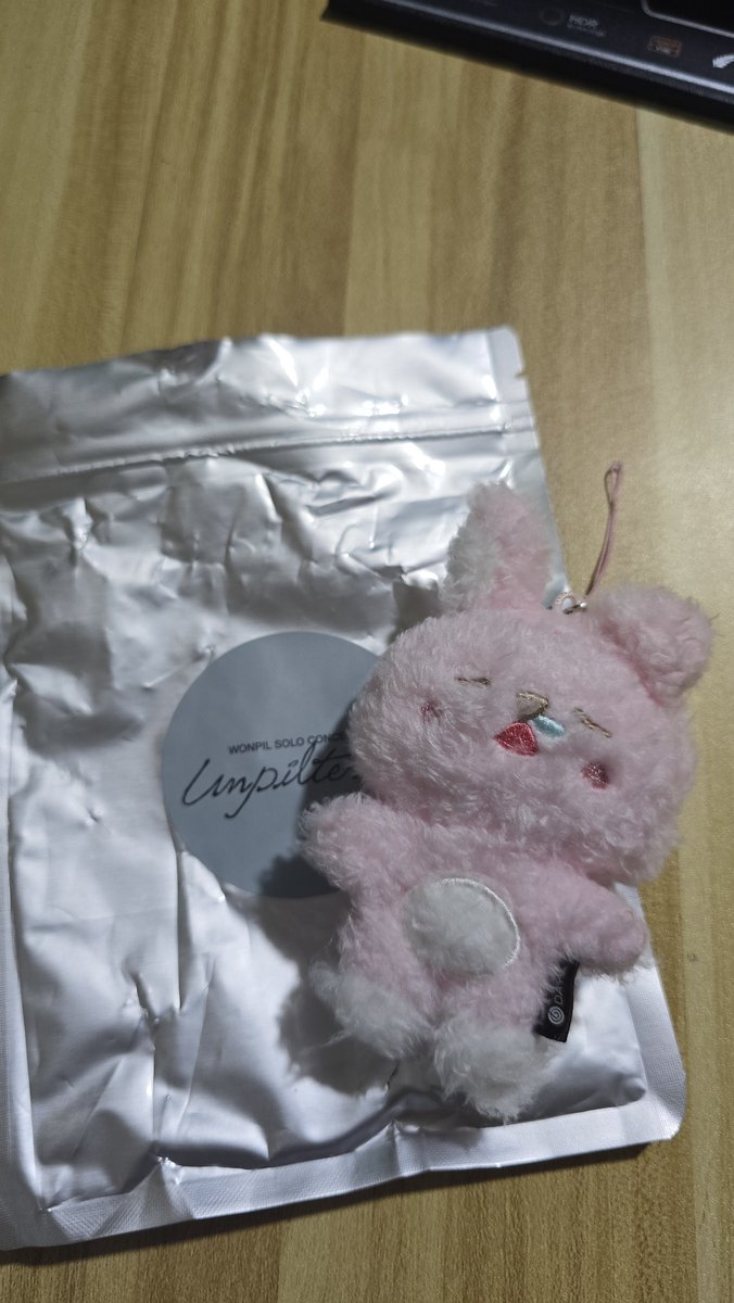 pirinuts's tweet photo. Ang nabunot today: Pil uhugin! 😪
Thank you so much @skgyoungpilled for hosting a GO with game ka na ba segment!  Final answer na talaga kasi sya talaga ang napili 🥰🫶 
Super smooth transaction pero sa pagpili ka papakabahin 😭 hahaha 

Thank you saur much! #pAbiLY https://t.co/uOx4zW7Ssh