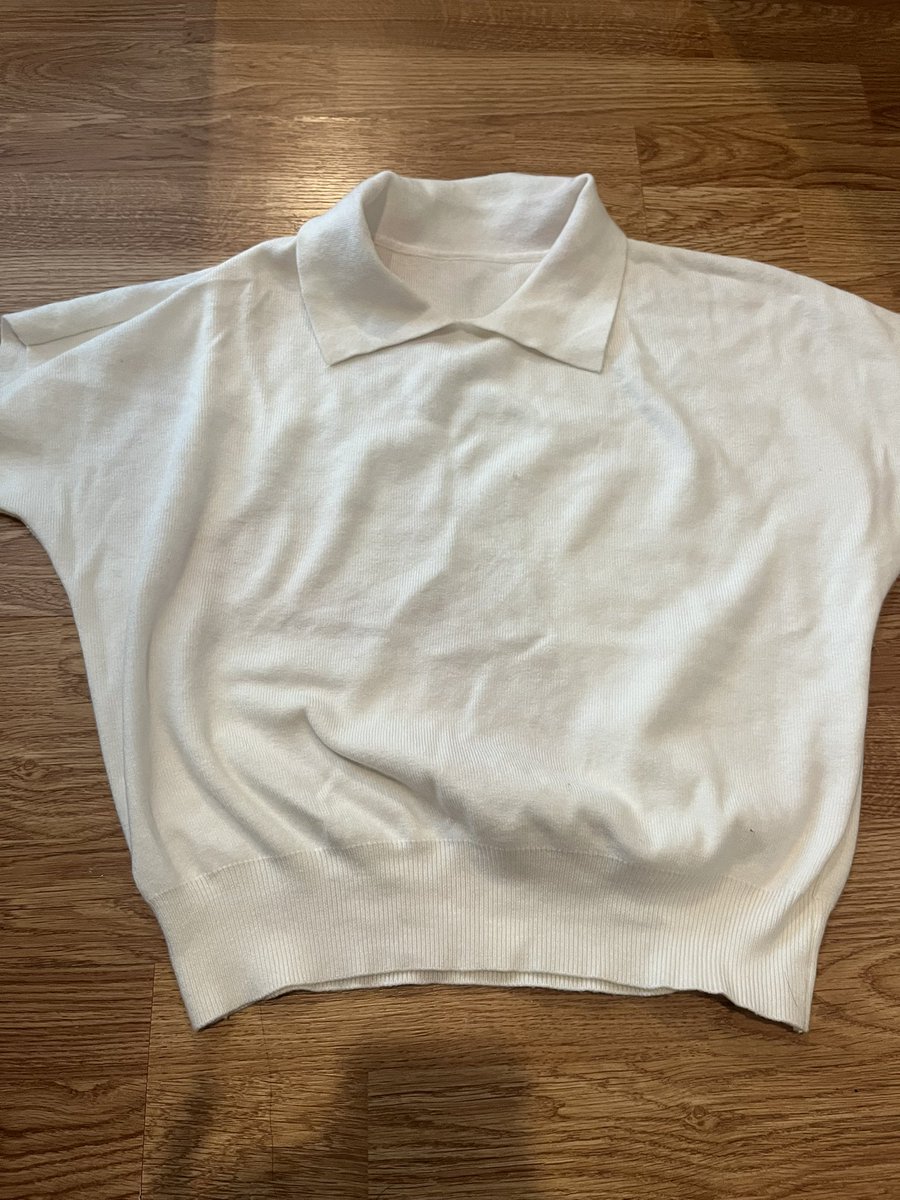 pipbt66's tweet photo. เดี่ยวน้ำตาล 20฿
ขาว 20฿
น้ำเงิน 20฿

#เสื้อผ้ามือสอง #ส่งต่อเสื้อมือสอง #ส่งต่อเสื้อผ้ามือ2 #โล๊ะตู้ #ส่งต่อเสื้อผ้า https://t.co/2c7uY0femk