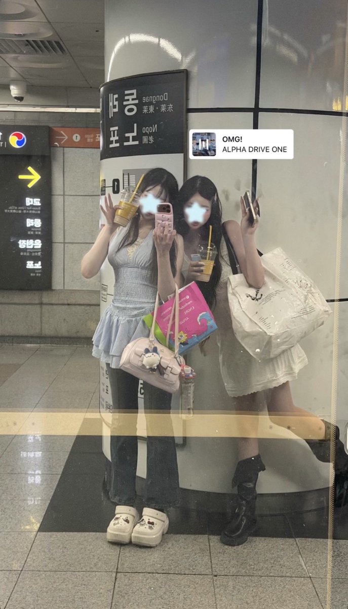 ll09ll033's tweet photo. 釜山旅行🏖️の時のインスタストーリー🌺🍉⭐︎ https://t.co/EFwLDIPjyL