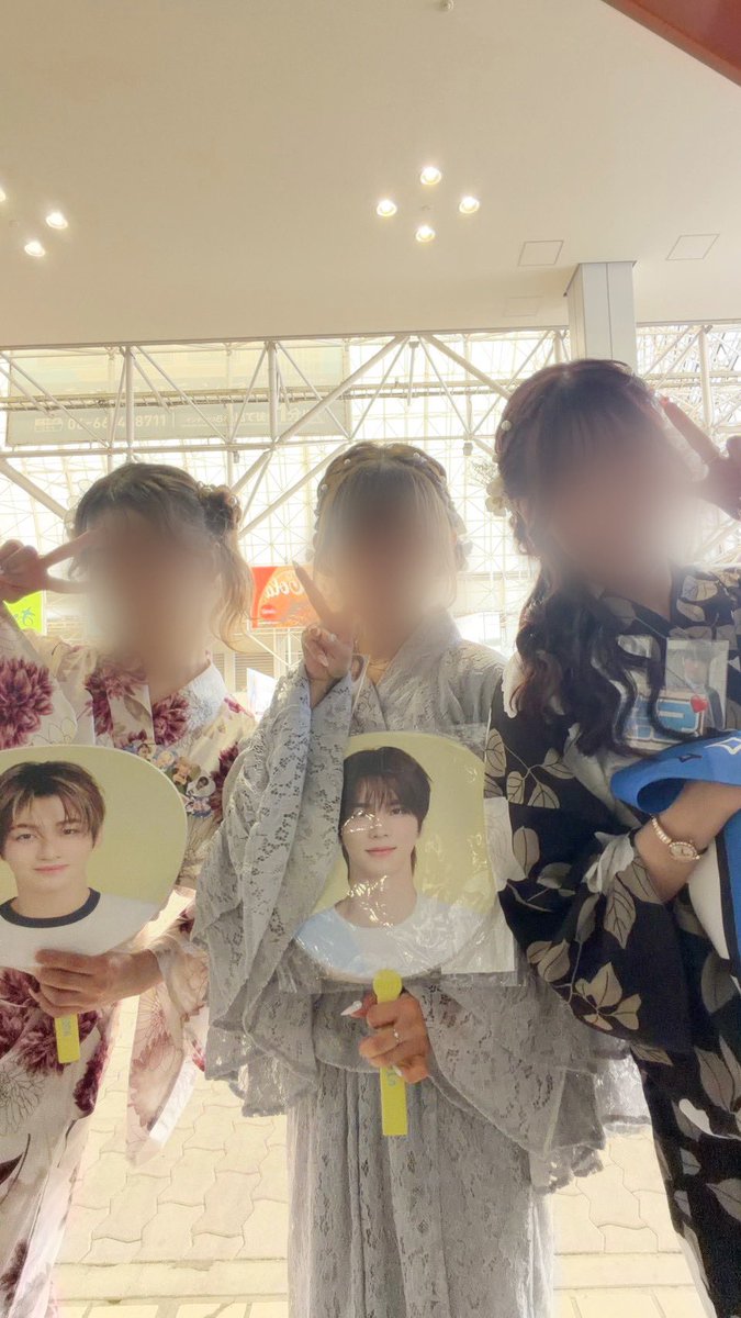 stllx___'s tweet photo. だいすき2人とオフイベ行けたのハッピー🌟だったのでこちらの記録も投稿➰🆙❣️

ドフンたんにいっぱいアピールしてくれたり、夜ご飯ディナー連れてってくれたり、ほんと色々考えてくれてありがとう😭💕✨ 20.21一緒に過ごせて最高の2日間だった🎶♡ https://t.co/uSSWI9yxrf