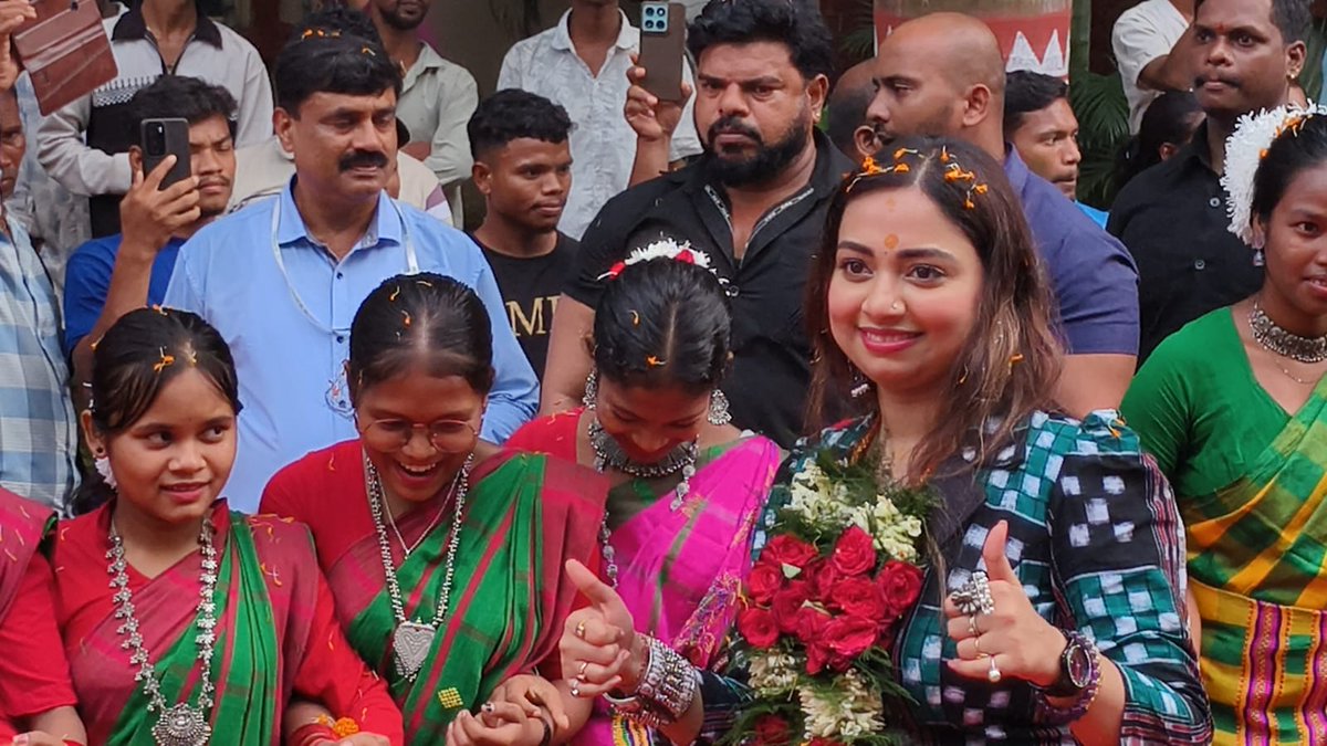 SorenPulin's tweet photo. She came, she sang and she conquered! KIIT Alumna Wins Indian Idol, and Jyotirmayee Nayak has created a proud new chapter for Odisha. #KIITianJyotirmayee @KIITUniversity @achyuta_samanta https://t.co/NIM0Tx8i63