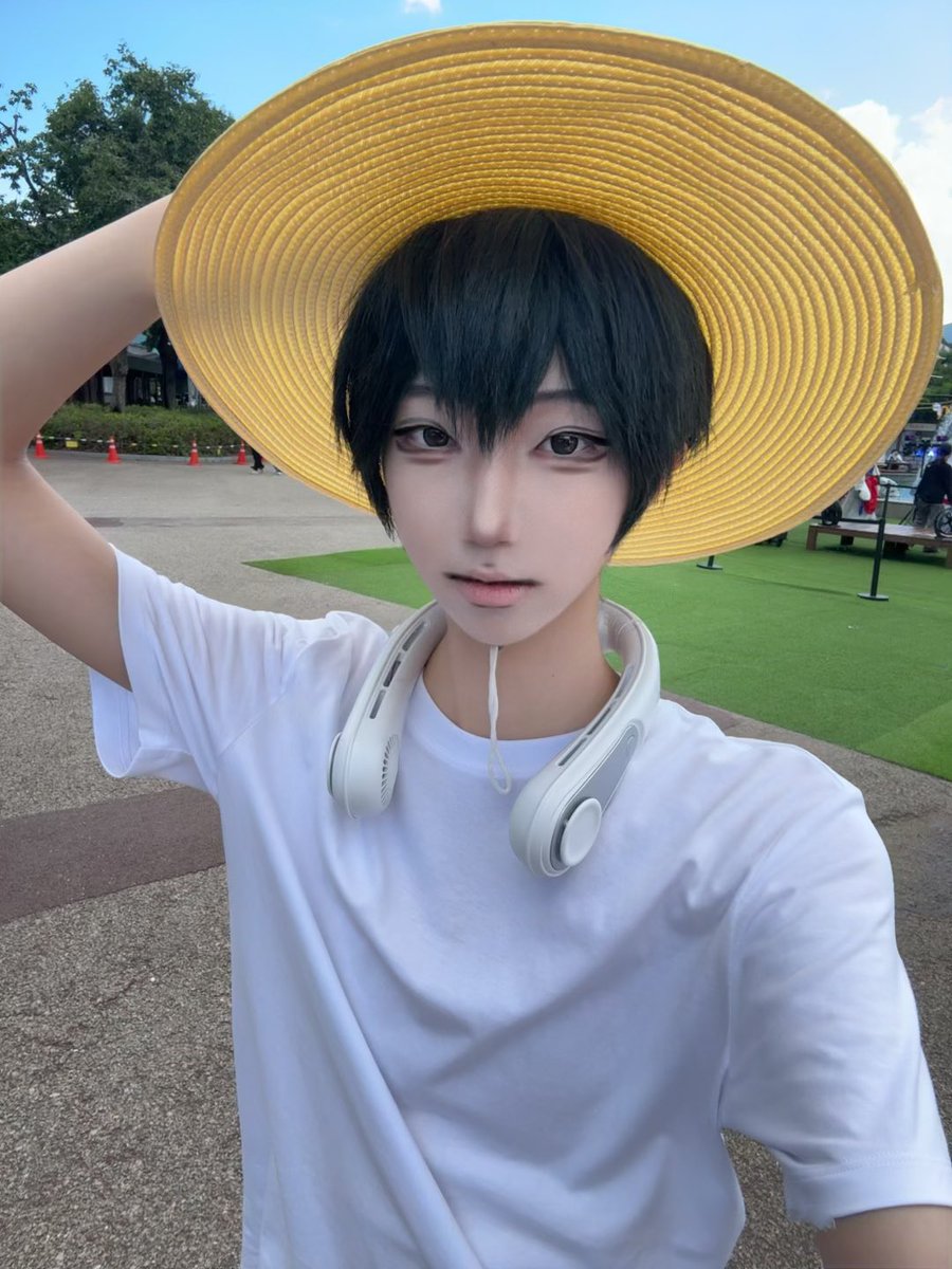 s4at0's tweet photo. 여름이다 https://t.co/uKd6RHKM8E