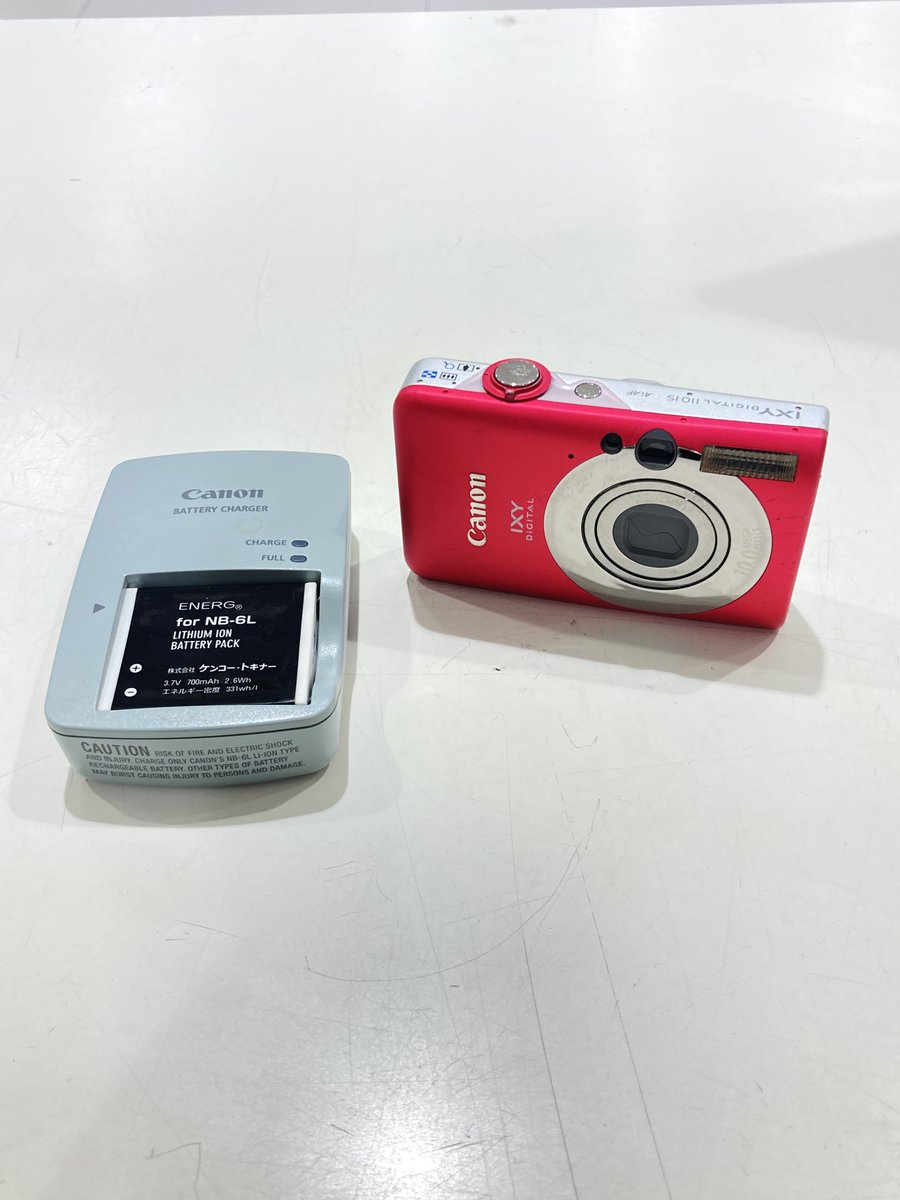 wattmann_eb's tweet photo. 【入荷情報♪】
ワットマン海老名店です。
Canon　 IXY DIGITAL 110 IS
【エモい写真が撮れる！】大人気オールドデジカメ胸ポケットに入る薄さなのに1000万画素CCDセンサー搭載！スマホとは一味違う、平成レトロで味のある質感の写真がパッと撮れます。
＃ワットマン　＃コンデジ　＃買取保証 https://t.co/Obfmzs8ikb
