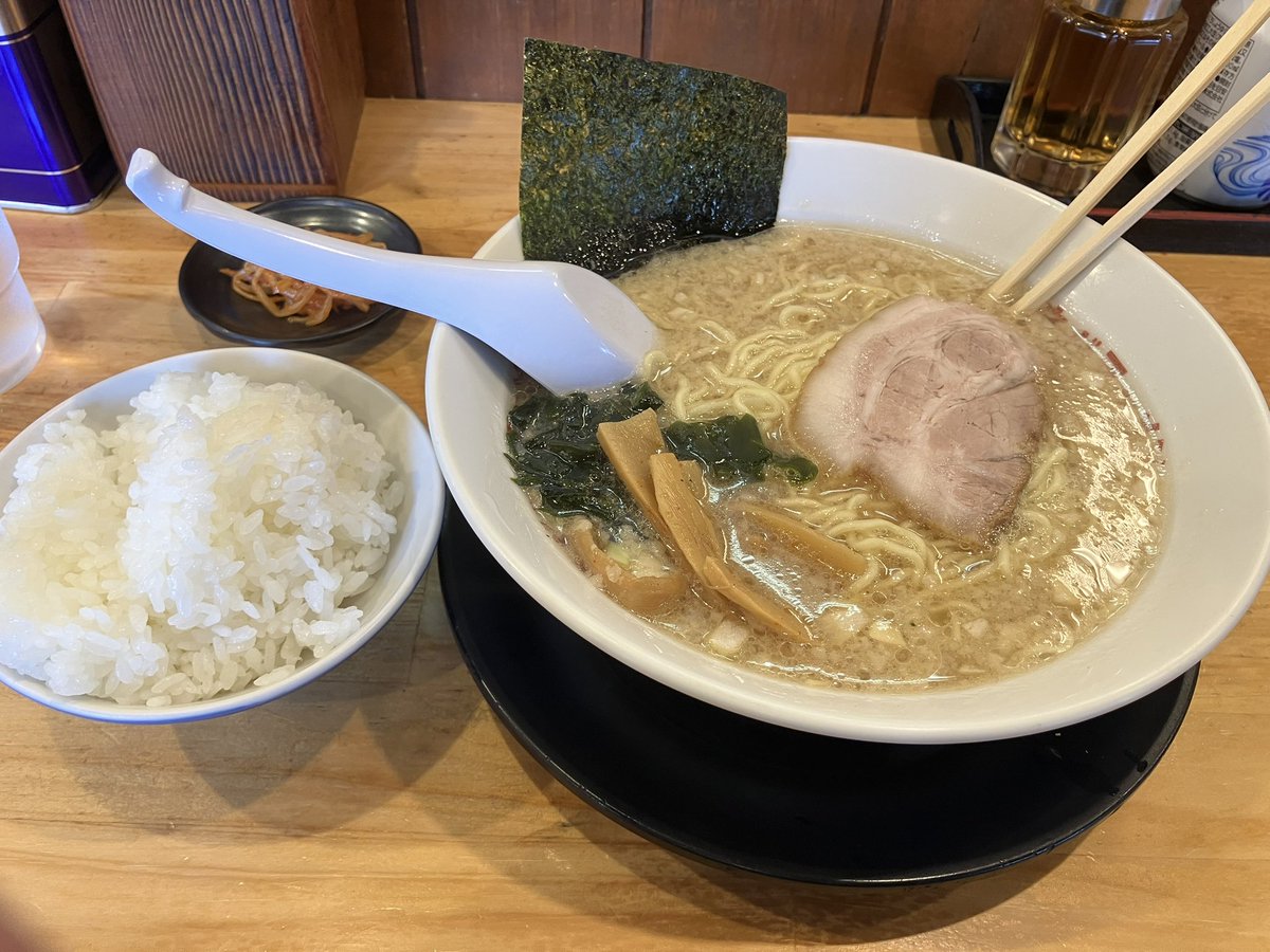 kuzuo_gm's tweet photo. 久しぶりのラーショ
やっぱりうまいね

#ラーメンショップ椿 https://t.co/uz6buFuUI8