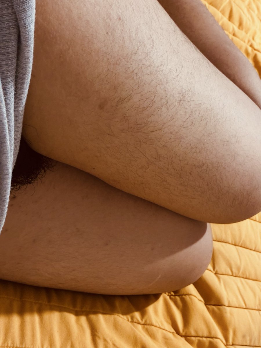 MEAT_MUNCHERZ's tweet photo. they’ll get fatter I prommy 🫡🫡
[thighpic btdub] https://t.co/q2oCtrT11Q
