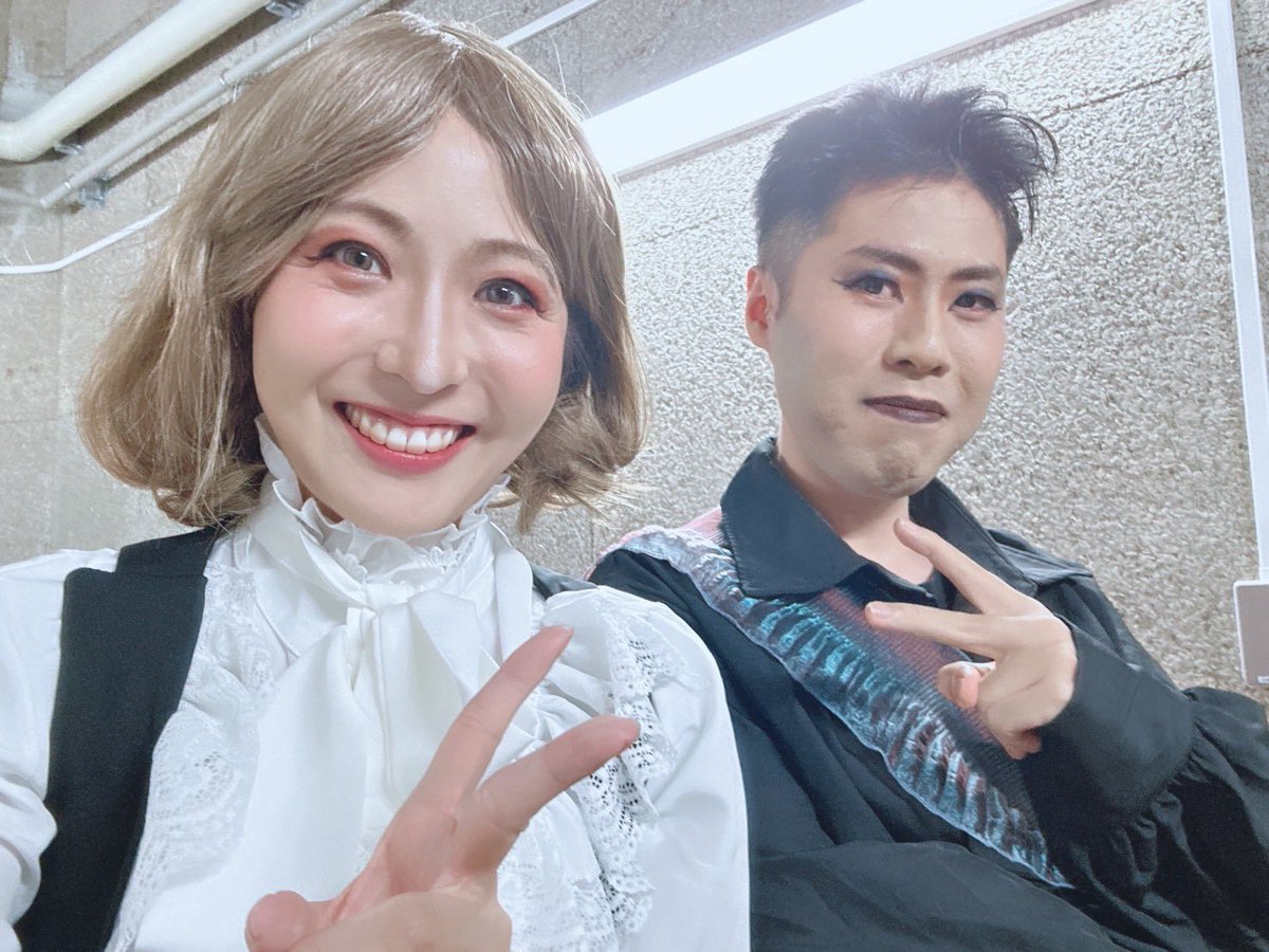 GaiaSaeki's tweet photo. お前…今までで一番嬉しそうだな…と言われた笑顔で写ってます。 https://t.co/S1oiI4CxB9