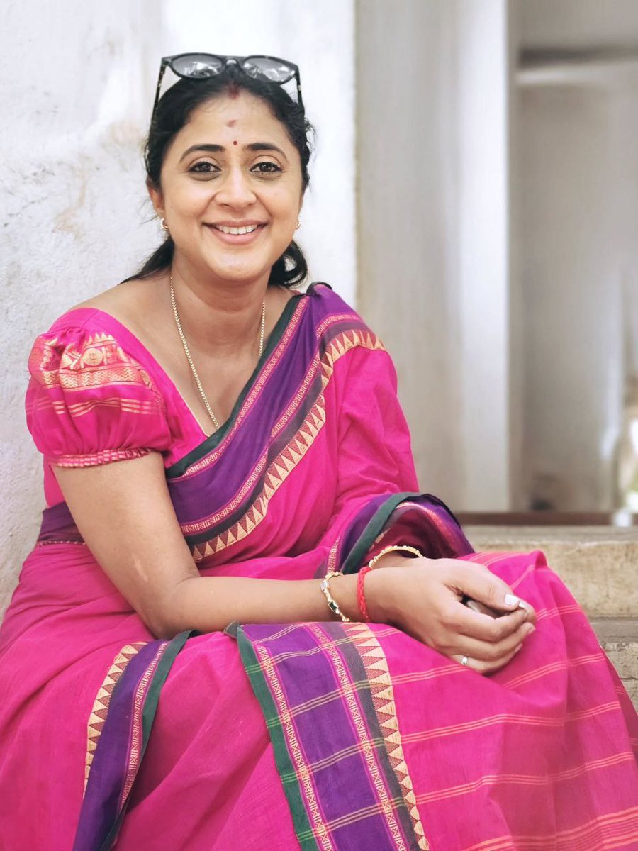 KKuttaps's tweet photo. Actress momieee🌝😘
My kanihamma❤️
#kaniha #actress https://t.co/MW8ssoxgol