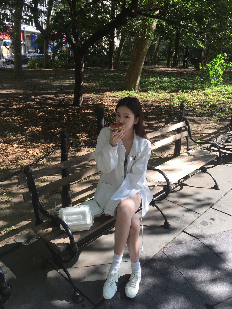 ivepics_'s tweet photo. yujin instagram update https://t.co/83Tg1tqcUP