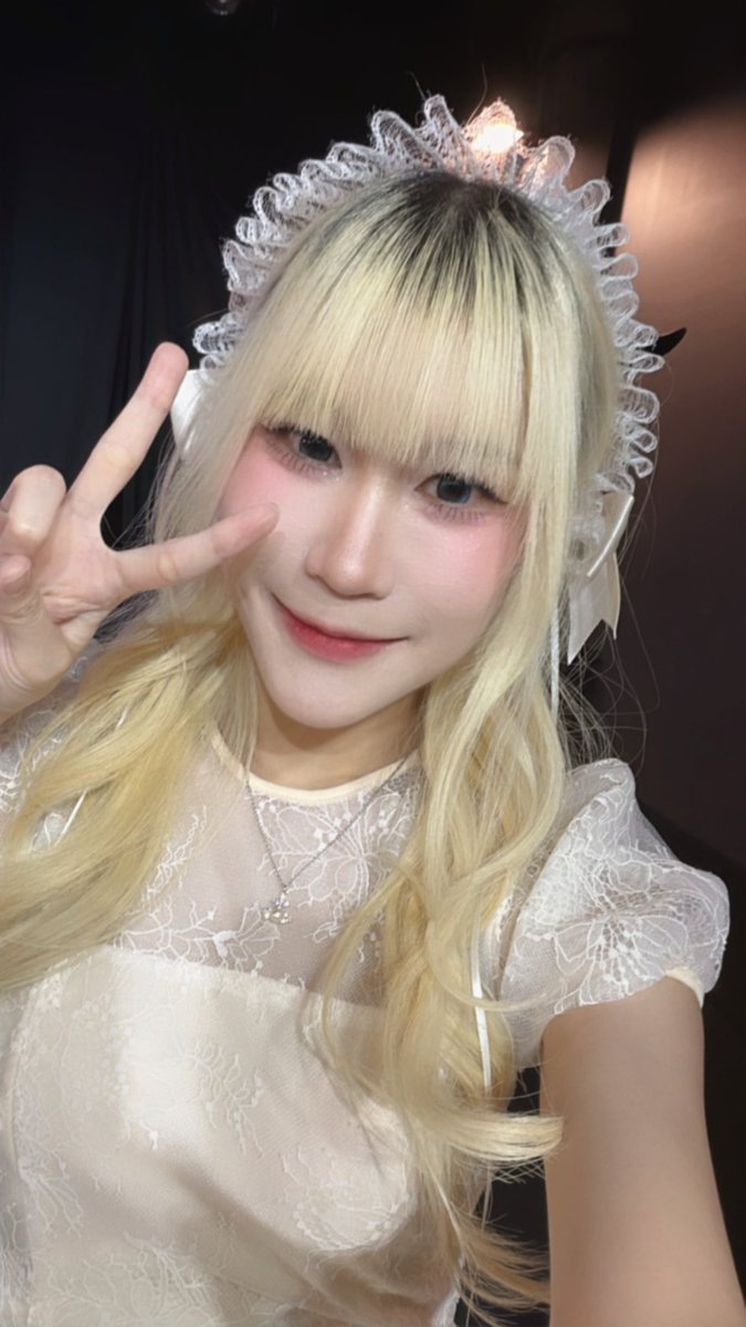 Chika_chan02's tweet photo. เมื่อวานเสียชีวิตได้เลย ตื่นเวทีไม่ใช่เรื่องล้อเล่น แต่ดีใจที่เพื่อนชวนมากๆ 5 ปีที่ห่างหายไป5686542555 https://t.co/YfOzNvTDZC