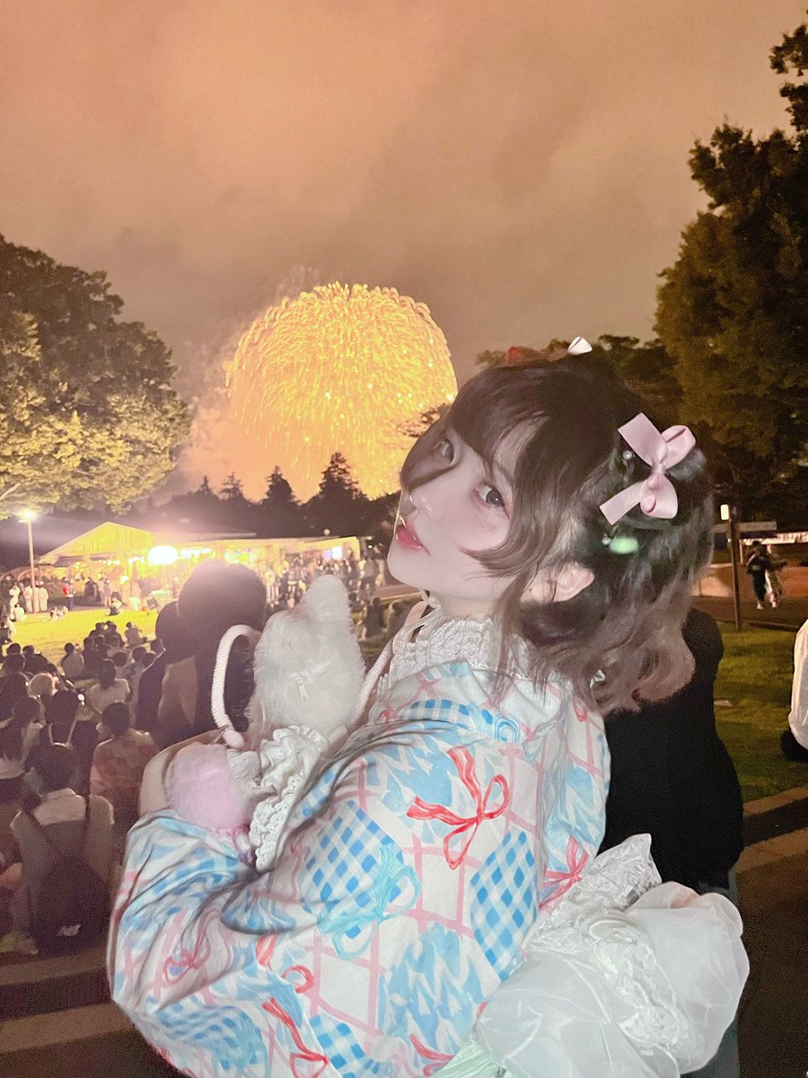 Toka_030's tweet photo. 彼女と花火デートなうに使っていいよ🎆🎇🎆 https://t.co/CSKICC1UCa