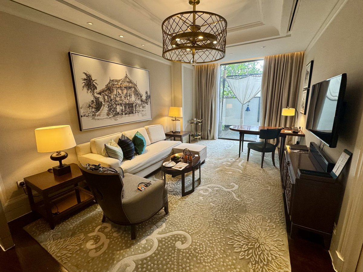 carib01550's tweet photo. The St. Regis Langkawi🇲🇾
Suite, 1 King, Plunge pool 

プール付きスイートにUGして頂けました
雨季だけど日中はほぼ晴れています
特にサンセットが美し過ぎ！
空いていてサイコーです😊

#セントレジスランカウイ #marriott https://t.co/xAfIXTVISU