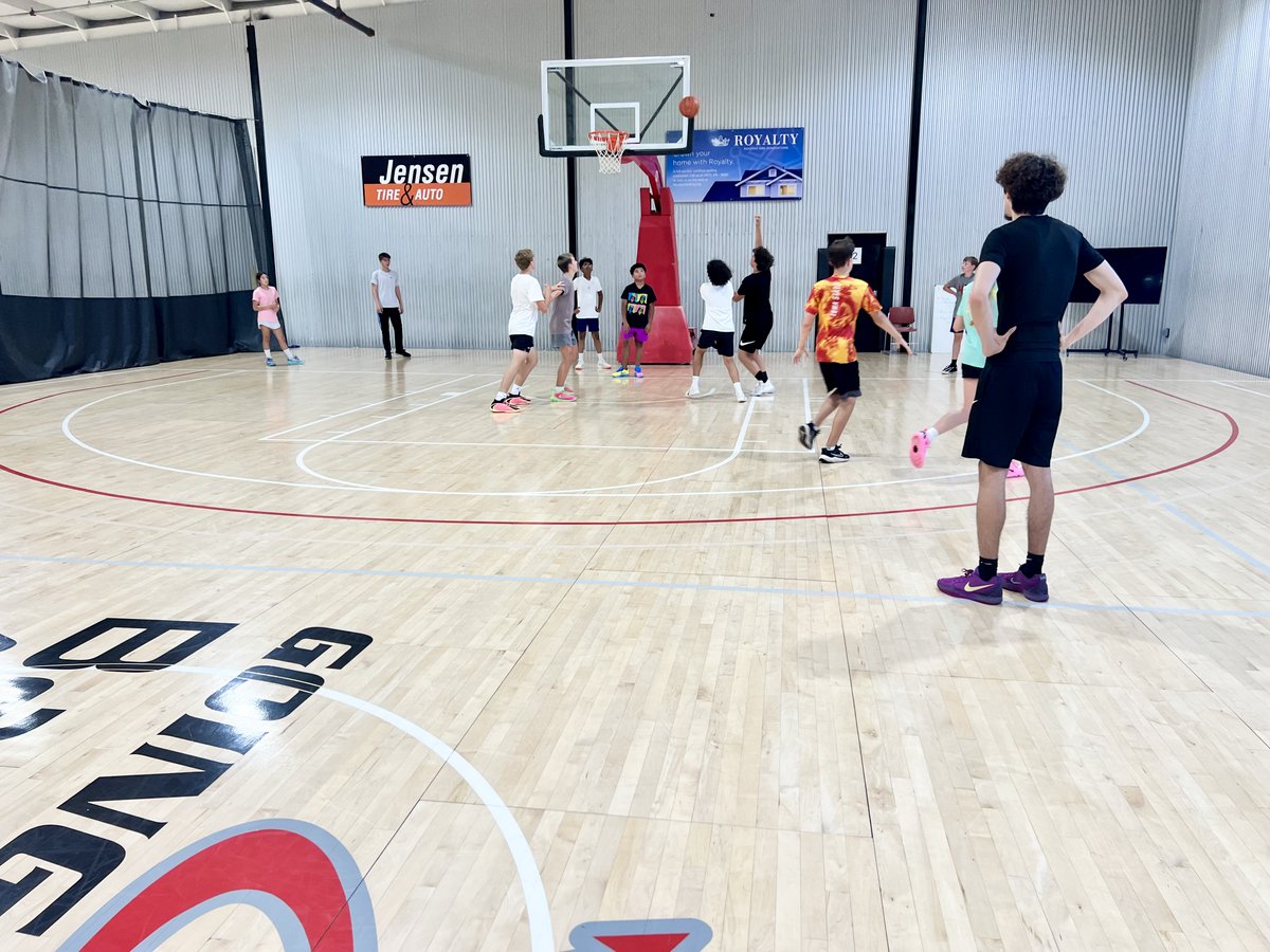gvbacademy's tweet photo. Another great weekend of 3x3 in the books. Appreciate the players who are truly focused on learning the game the right way at this age. Not chasing wins... chasing development! Setting themselves up for success down the road when it really matters! #IQ #SkillWork #Process https://t.co/vFJ5HOS17M