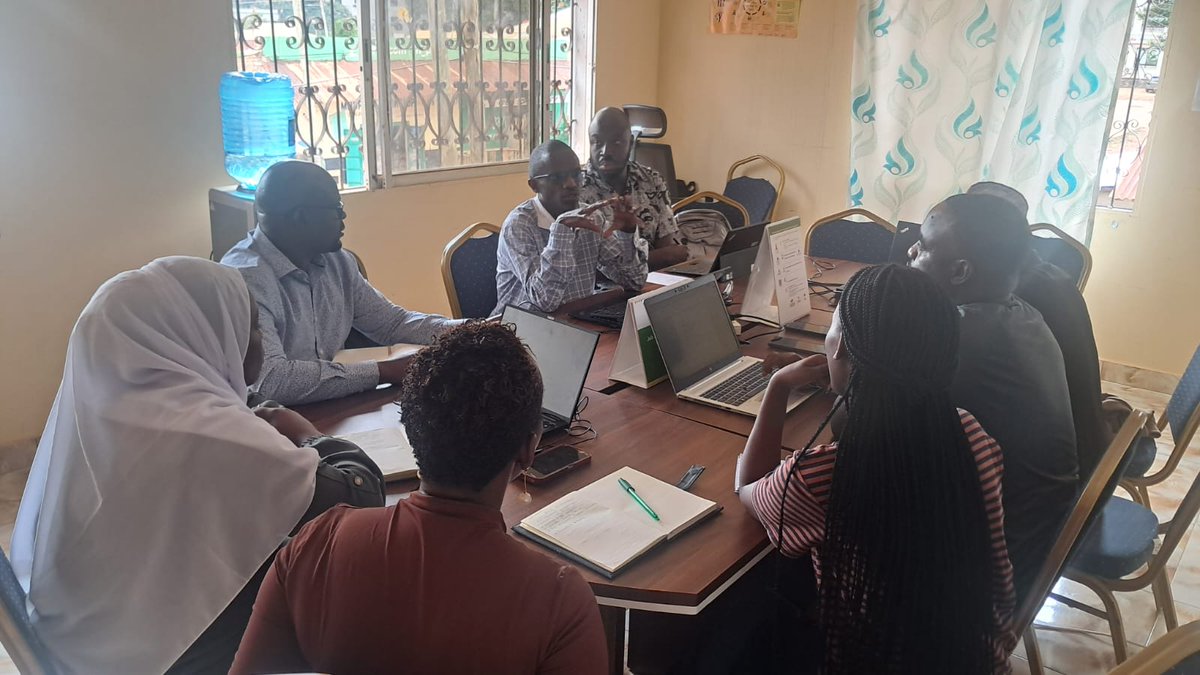 conphak's tweet photo. CONPHAK was pleased to host the Kenya Red Cross Society (KRCS) Risk and Compliance team for a support visit focused on governance, operations, compliance, SEAH, and programme management to enhance quality service delivery.

 #KRCS #GlobalFund #Governance #Compliance  #HIV #TB https://t.co/fHsshVB212