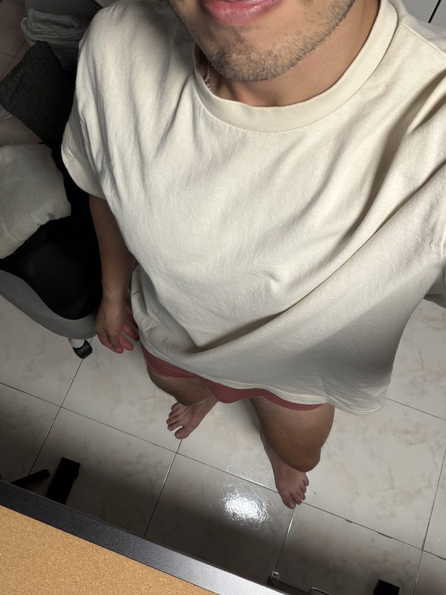 PapiChuloSecret's tweet photo. Buenas noches https://t.co/uoz6cbfTS2