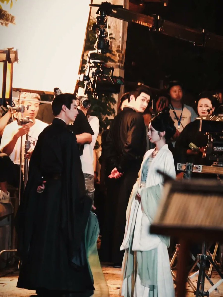 detailsedts's tweet photo. You can tell that Zhou Ye and Xu Kai’s actings as Xie Qingyuan and Shen Run will be absolutely flawless and top-notch, and their chemistry and interactions already look like they’ll be amazing.
#ZhouYe #XuKai #SpringOfTheBlade https://t.co/se67EVs9GM