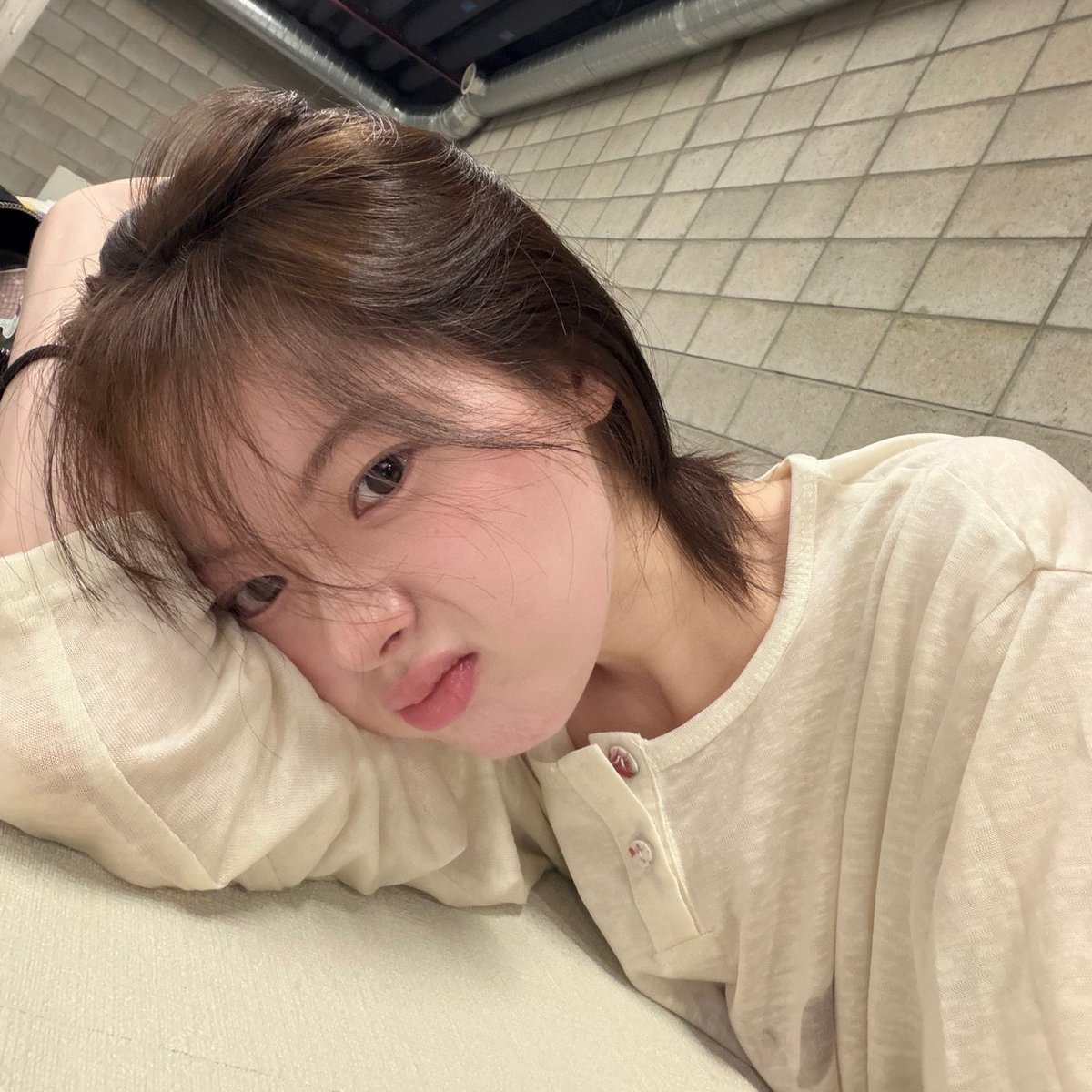 BENING, ADYAKSA. tweet media