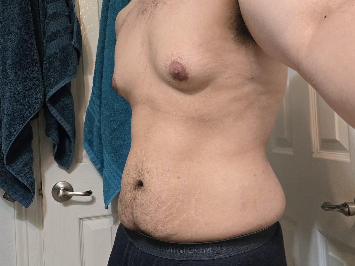 inflatinbelli's tweet photo. Last night's belly inflation results 
#belly_inflation #bellyexpansion #malebellyinflation #balloonbelly #airbelly #airinflation #airbellyinflation https://t.co/fe7xYJpjvo