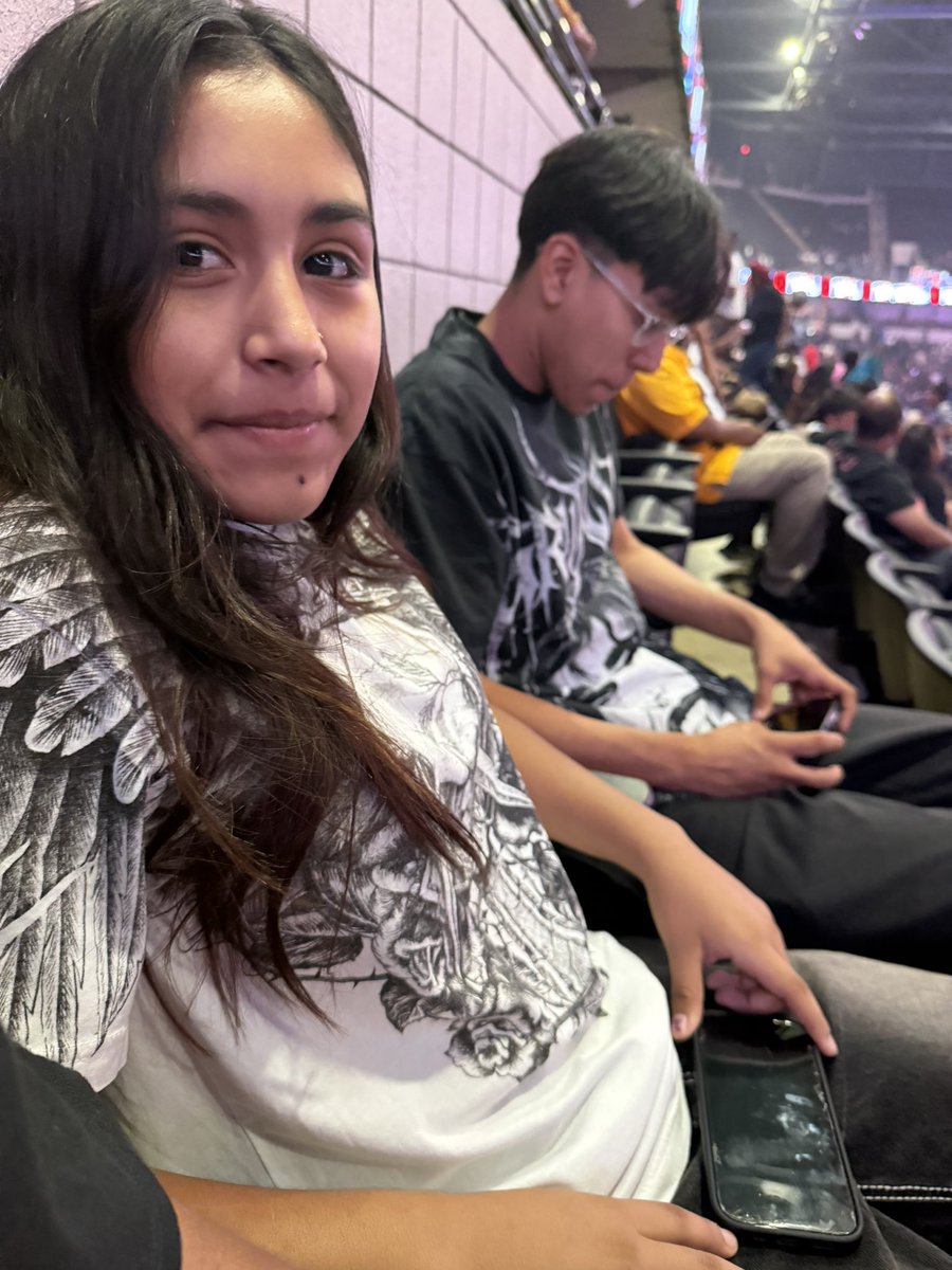Arkhamknight661's tweet photo. Here enjoying the jam packed evening with my future wwe stars #wwebakersfield @CMPunk https://t.co/fthiK9yVWf
