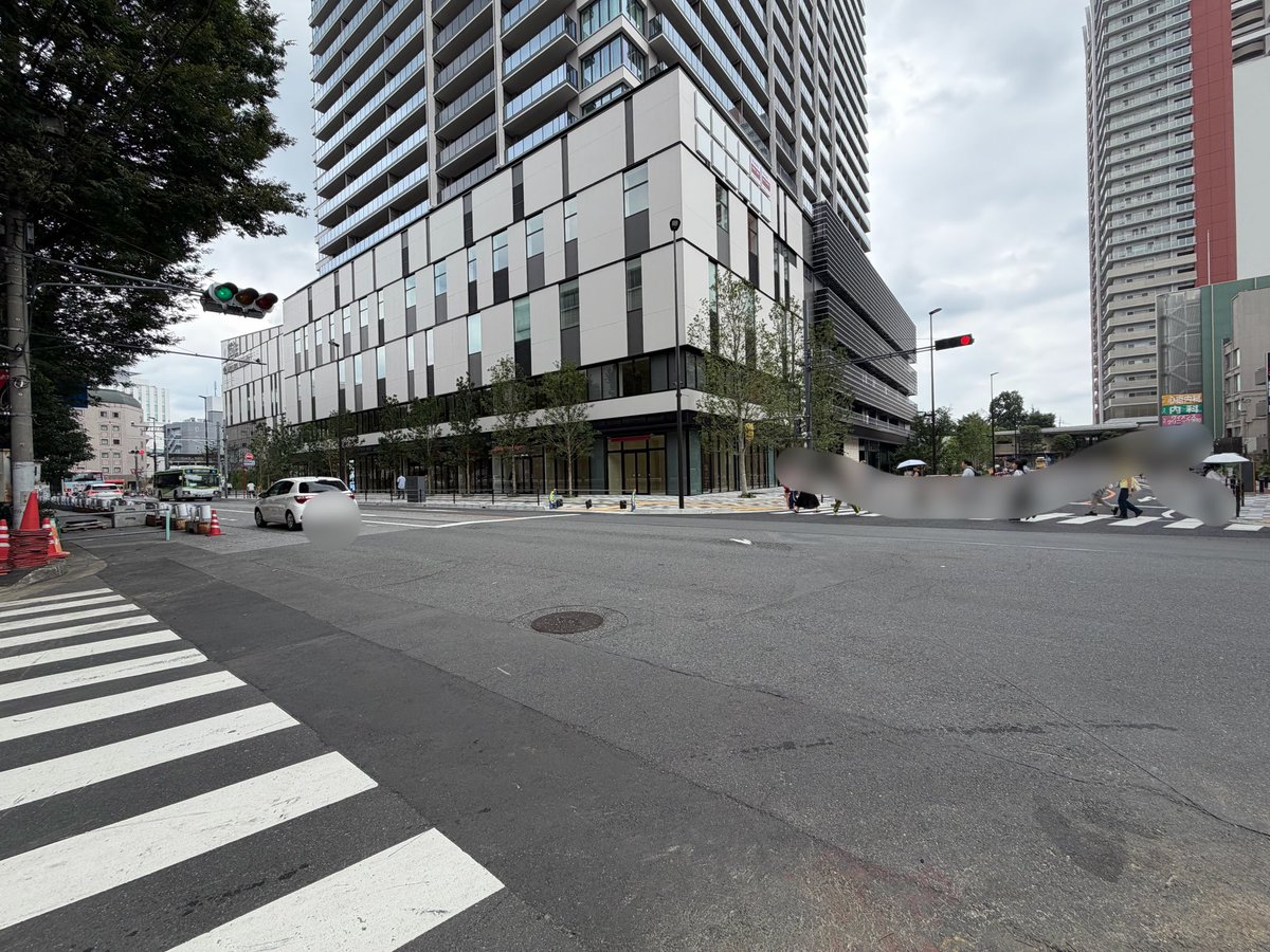 urawacity_net's tweet photo. コルソと浦和カルエの間は横断歩道ないんですが、設置されそうですね。 https://t.co/NqGGXLuEGd