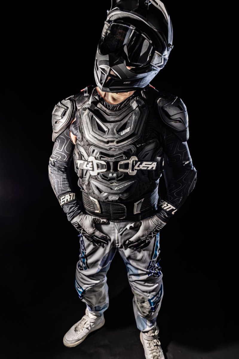 GearFreakLX's tweet photo. https://t.co/ez9t6YJGUl
