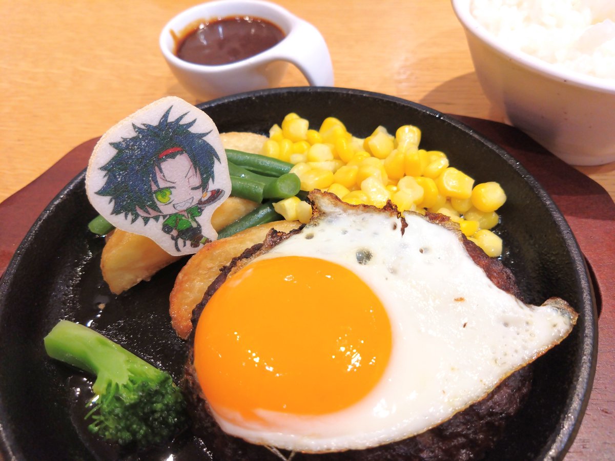 canon_moon's tweet photo. 先日、友達と行ってきた時のー！
全部美味しかったんだけど、特に目玉焼きの焼き加減と、フルーツサンドの甘さ加減と、スマのドリンクが最高に良かった！
#モノパスイーツフェス https://t.co/5WuMiJZuMx