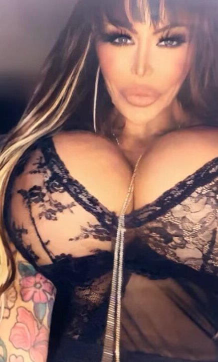 daniellederekxo's tweet photo. the right angle https://t.co/C7N3D4eThQ