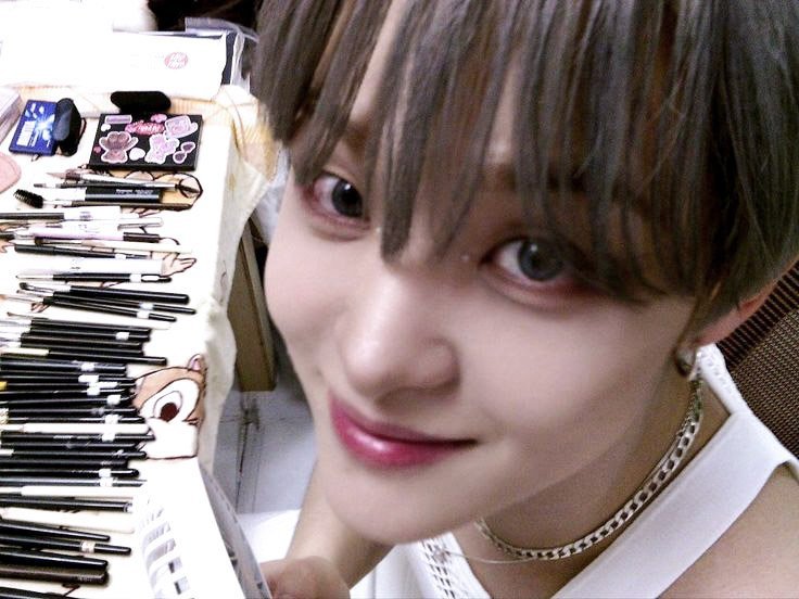 _hourlyjihoon's tweet photo. #JIHOON 📸 https://t.co/pRDaUs7jeA