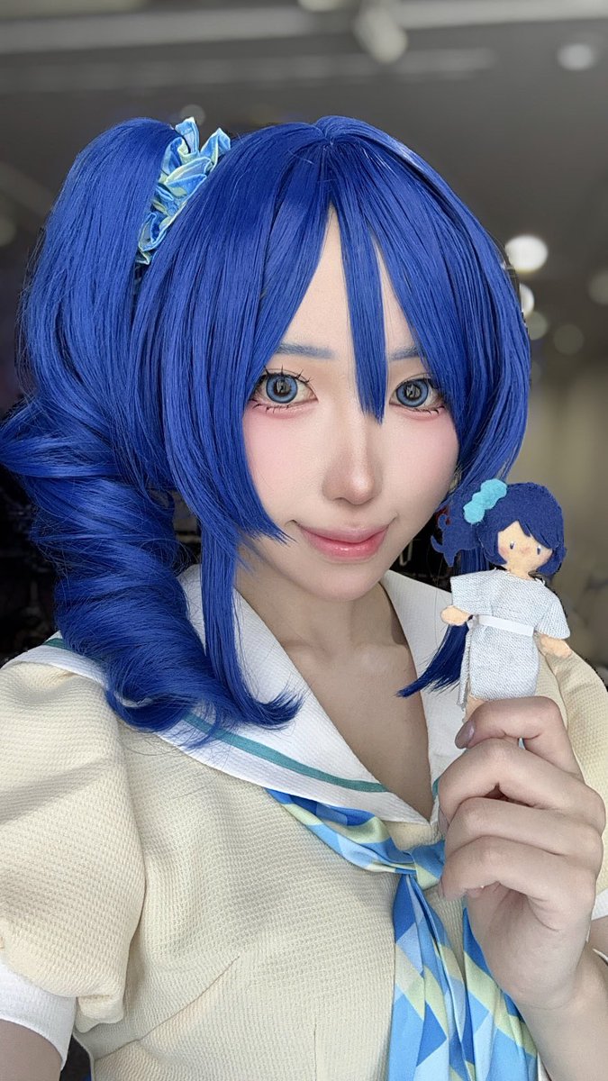 r0s_e1's tweet photo. 25日は交流ありがとうございましたー！！
実は初のコスイベ参加で不慣れな点も多かったですが、色んな方とお話出来て凄く楽しかったです🥹🥹💗誘って貰えてよかった！
またの機会がありましたら是非よろしくお願いします⊂( ᐢ꒳ᐢ)⊃🌟
それとお写真のデータがある方は送って頂けますと幸いです💭✨ https://t.co/dkxqNzIo0x