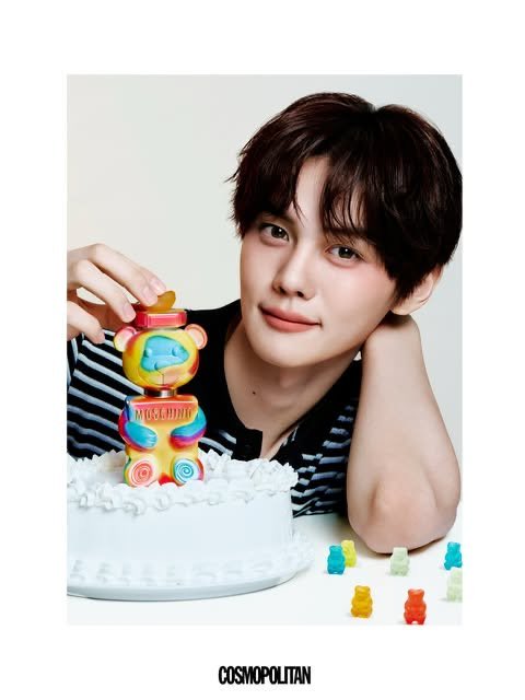 0_gyu2's tweet photo. おいかっこよすぎる https://t.co/57UXL9SvHO
