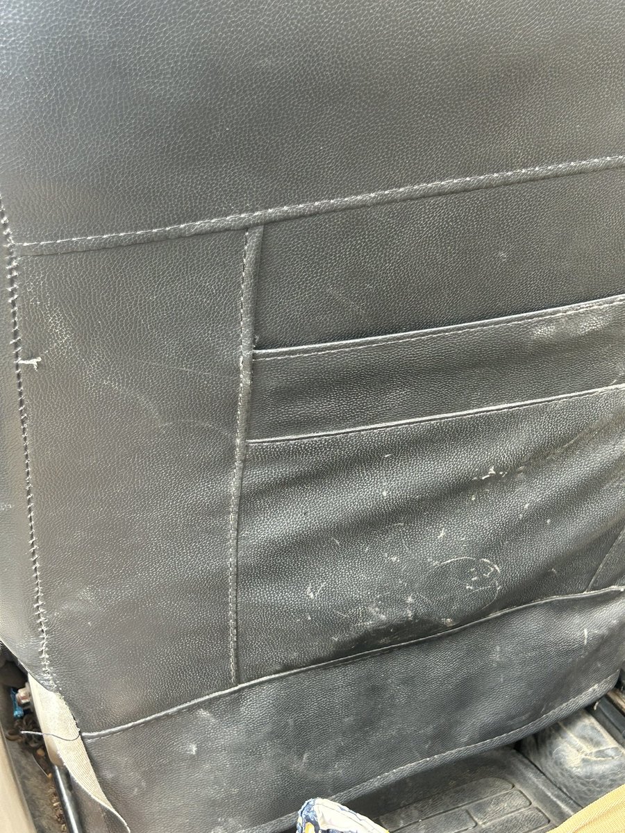 prateek_agg's tweet photo. @Uber_India Dear Uber, is that what I am paying you for? Kindly look at the attached
I dont think we deserve these class of services from a global taxi provider
Need a refund for the whole trip https://t.co/Hv3EvIbkCn