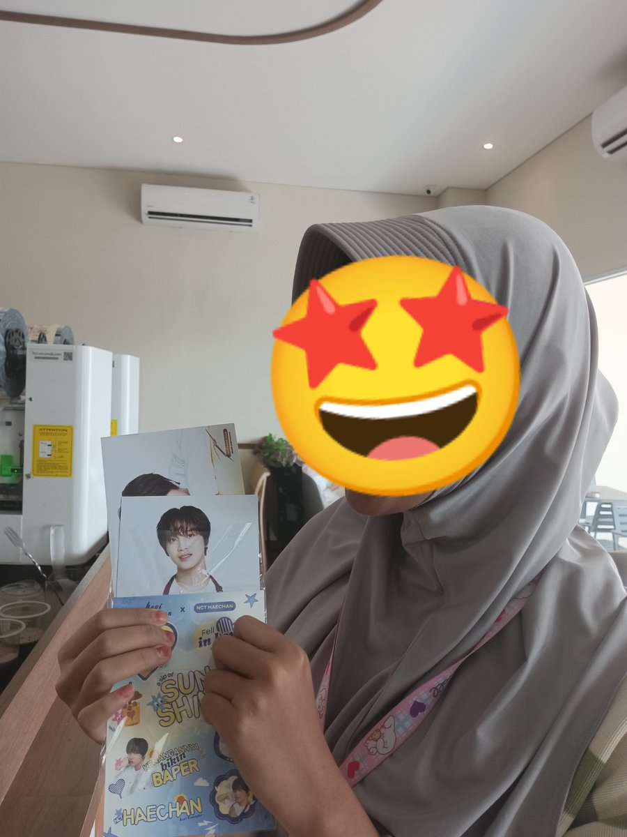 steplesrisol's tweet photo. temen aku duluan ya guyss🤩👋🏻👋🏻
#KopiKenanganxNCTHAECHAN https://t.co/Bsqddg7HkJ