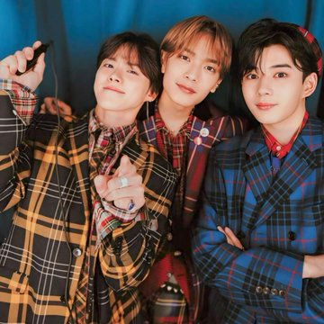 KAMIGATA_Fan's tweet photo. 🌸＼＼＼｜｜｜｜｜／／／🌸

      #KAMIGATA_BOYZ with  #なにわ男子✨

🌸／／／｜｜｜｜｜＼＼＼🌸

10/31(土)、11/1(日) 大阪・万博記念公園

"最強無敵"の関西人が一挙集結する
夢のような時間が実現🎊

#KAMIGATA_BOYZ_DREAMIsLAND
#KAMIGATA_EXPOPARKFES2026
#なにわ男子 https://t.co/DVCdEe5dAl