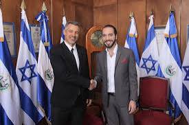 Crimethink25's tweet photo. @FernandoTesla13 @asqueroso_mono La inspiración de Bukele es Israel jajaja. https://t.co/OJbdBPrHrd