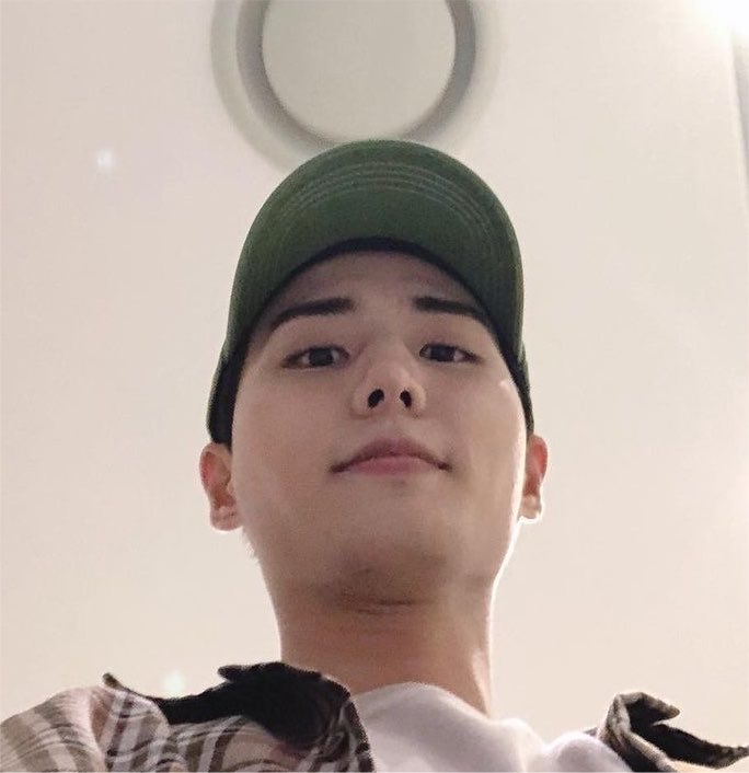 youngdeong2zyyo's tweet photo. 케둥이를 그린게 아니라 영케이를 그린 수준 https://t.co/4prVEpOM1W