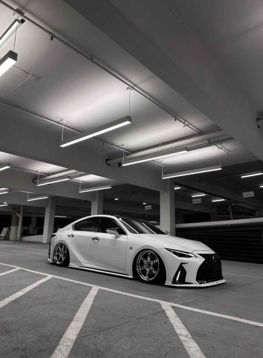 kingsofjdm's tweet photo. How to Lexus 🤍 https://t.co/Oz7MbCLMfE