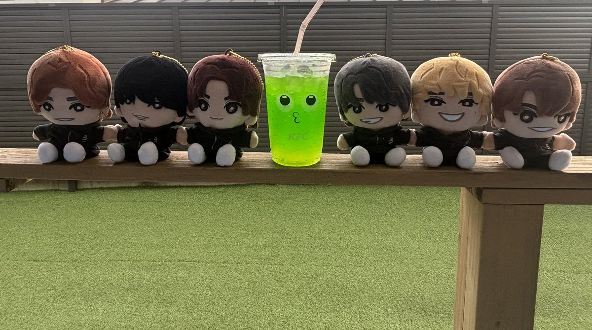 otakuguti's tweet photo. 色々決まったからお出かけできた今月！！
まだまだ遊ぶよ〜 https://t.co/HjNlXDy3lw