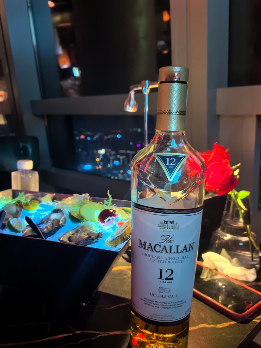 ZLing1212's tweet photo. A beautiful moment to savor the thrill of heights～体验高空感的良辰美景～ https://t.co/3cfkVjqcS8