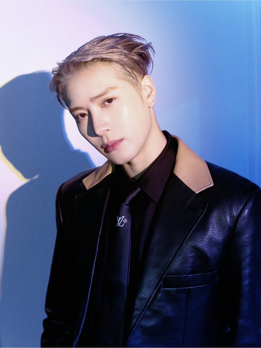 ELLEThailand's tweet photo. JACKSON WANG ได้รับแต่งตั้งนโกลบอลแอมบาสซาเดอร์ทูตกีฬาฟันดาบระดับโลกคนแรก จาก สหพันธ์ฟันดาบนานาชาติ (FIE) พร้อมเตรียมจะเป็นผู้นำในการผลักดันให้กีฬาฟันดาบเป็นที่รู้จักในระดับโลก ก่อนการแข่งขันกีฬาโอลิมปิก ลอสแอนเจลิส 2028 (LA28)

#ELLEnews
#JacksonWang https://t.co/FpaV0MtJmQ