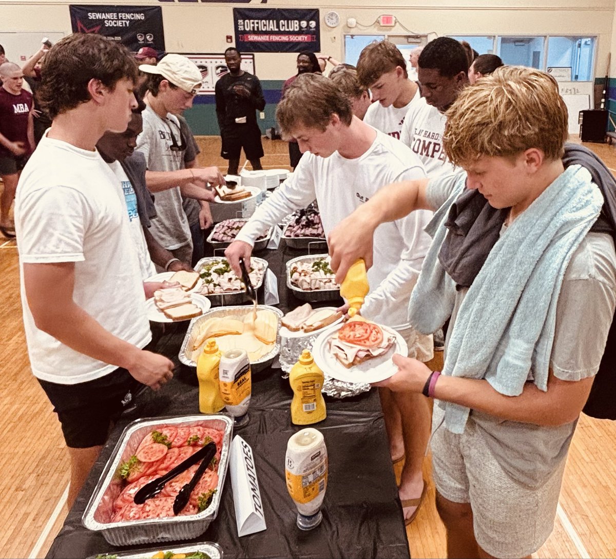 MBACoachBrock's tweet photo. Camp has begun. Practice 1 and 4th meal in the books. First full day tomorrow! #Team128 https://t.co/oeIzsEjfmE